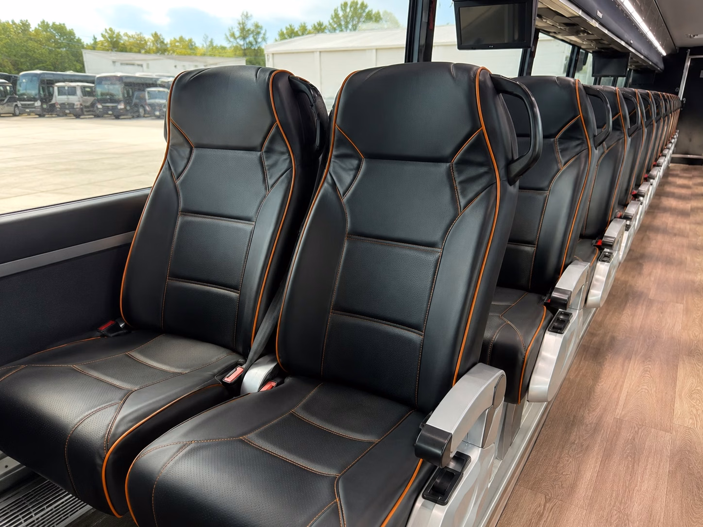 choose the right bus size for your bellevue prom group