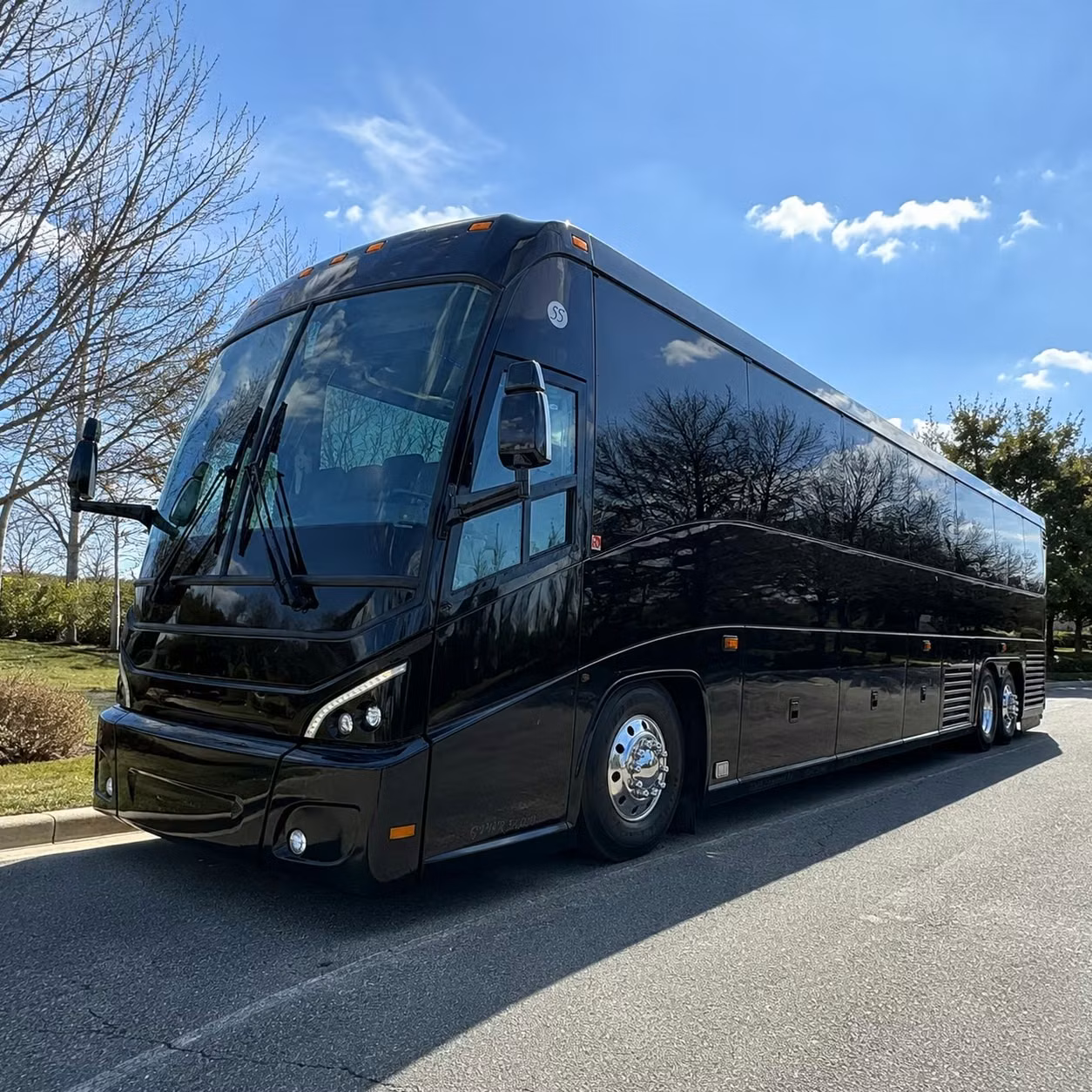 corporate airport shuttles between bellevue s tech corridor and sea