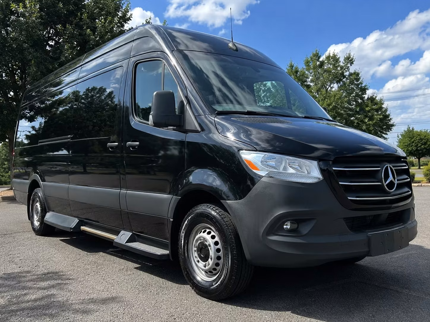 employee shuttle services in bellevue