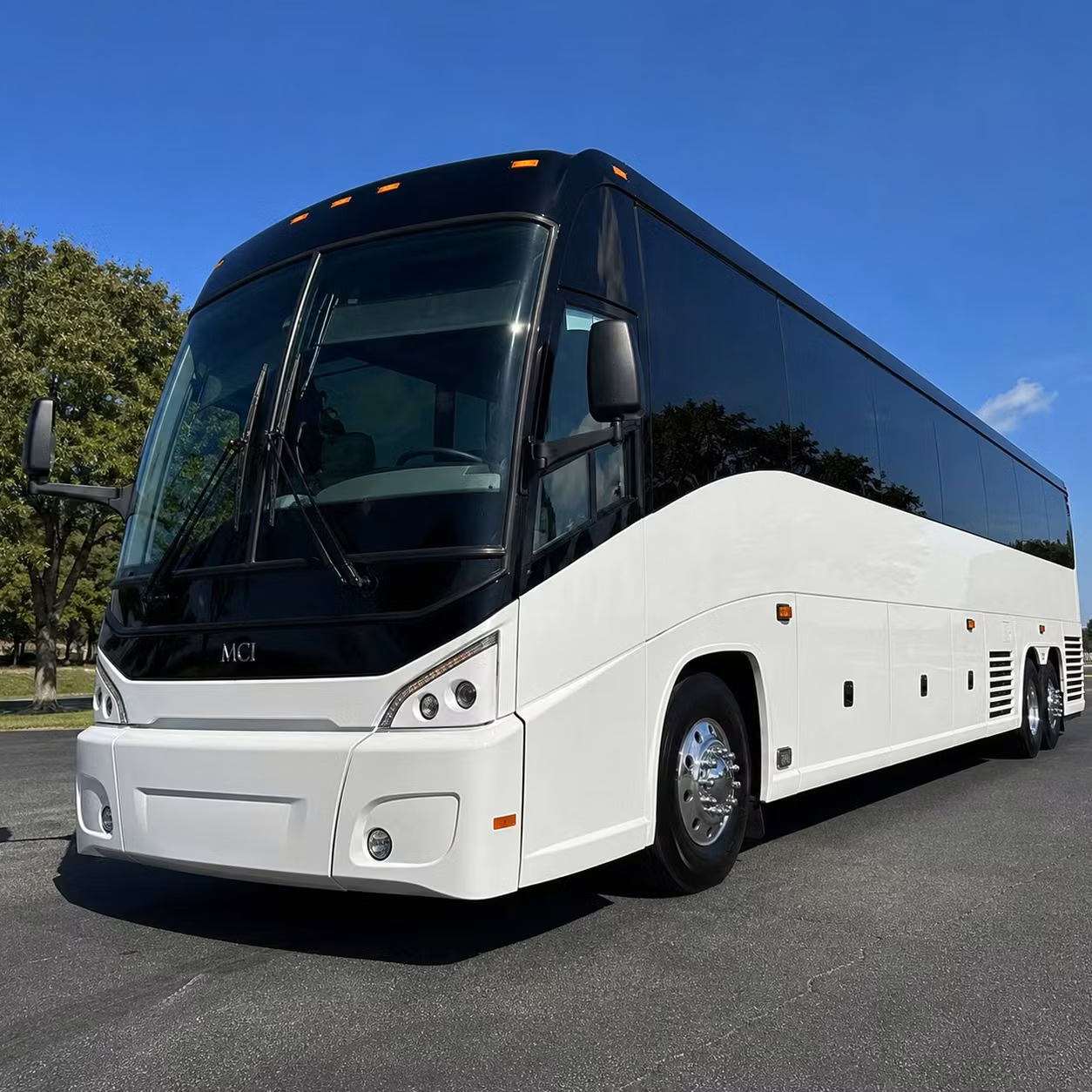 long distance shuttle services for bellevue corporate groups and conference travel